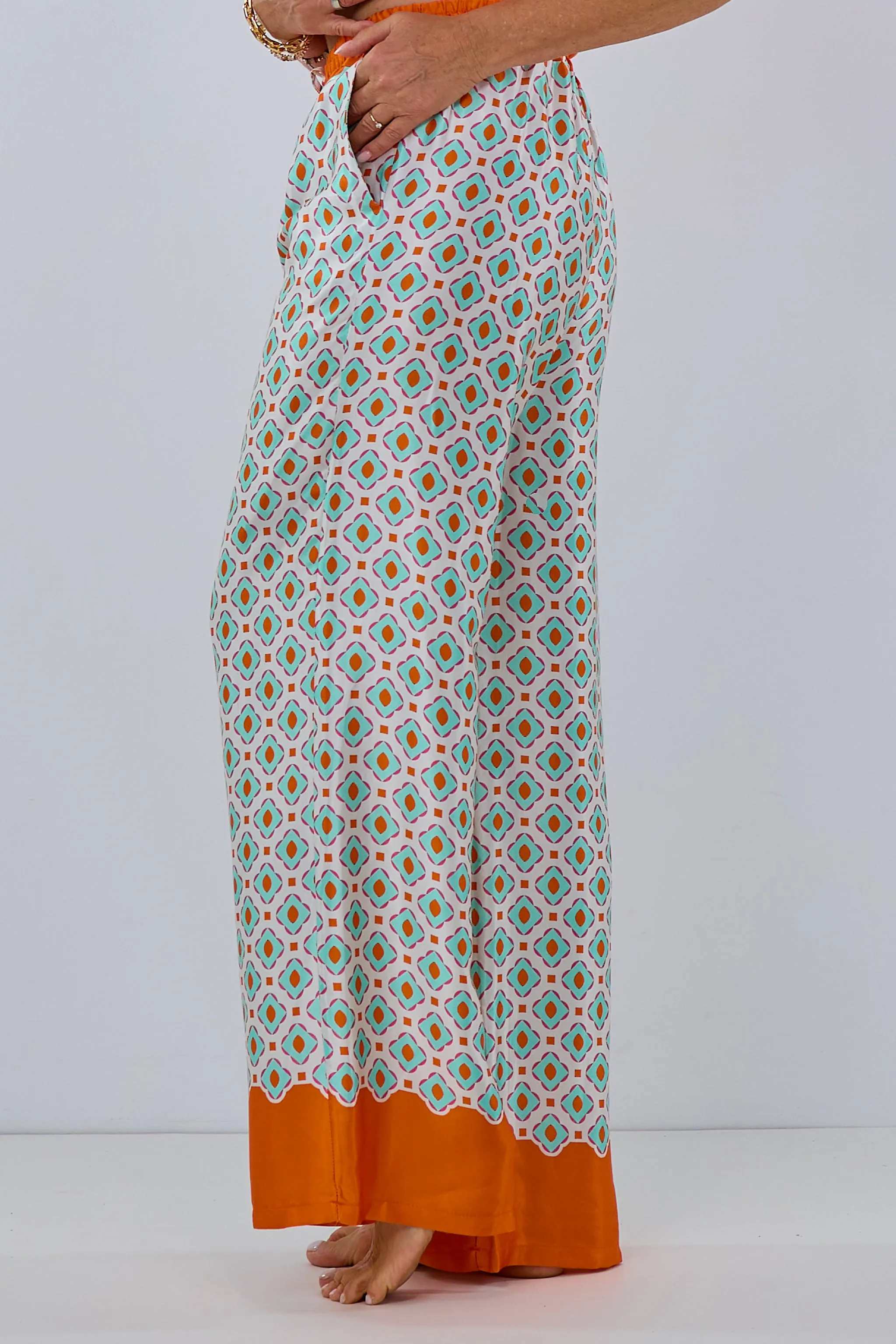 gemusterte Hose im Marlene Style, ecru-orange-mint