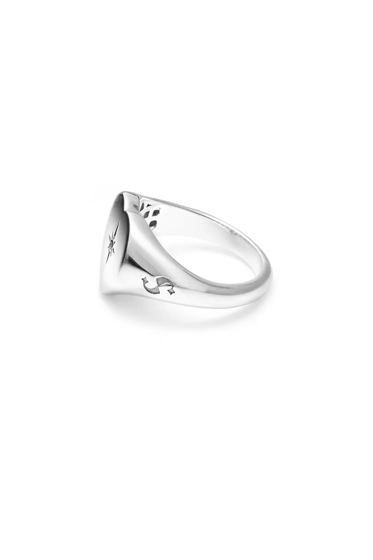 LOVE STAR RING