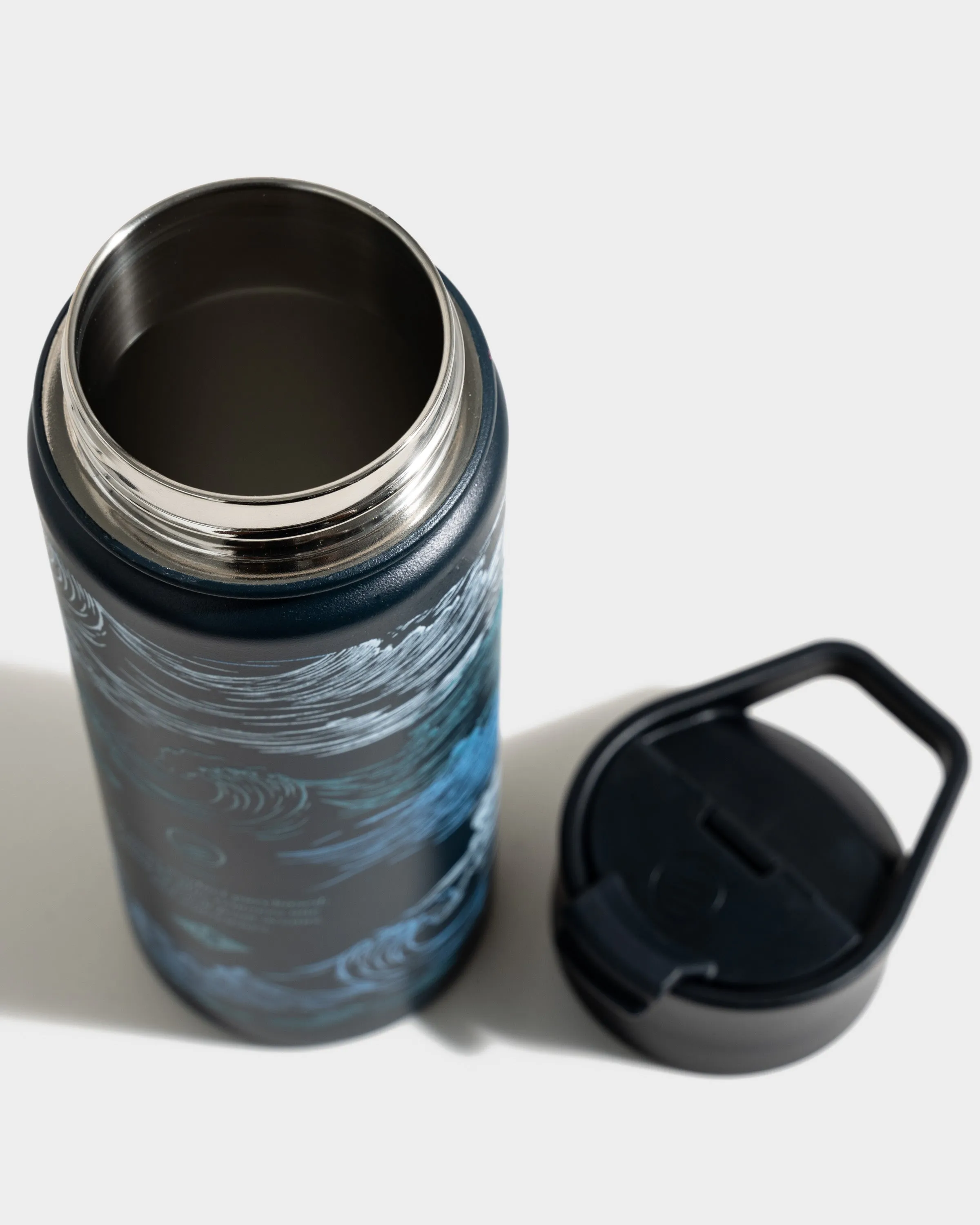 Waves 22 Oz. Insulated Steel Bottle